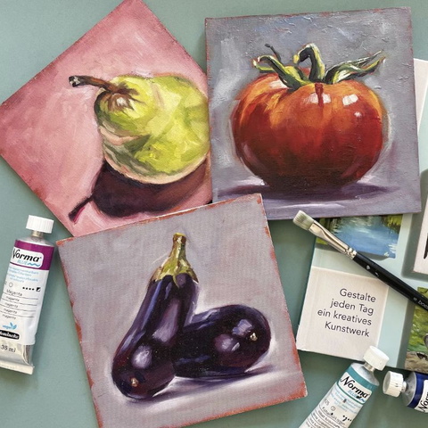 kleine Ölbilder von Tomate, Birne und Auberginen