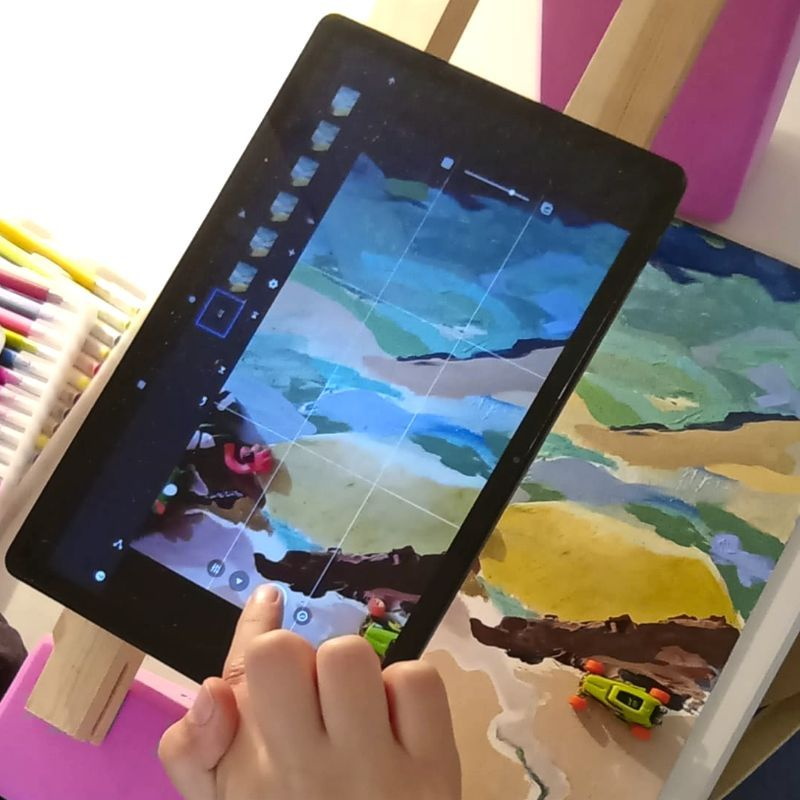 Tablet mit Landschaftsbild