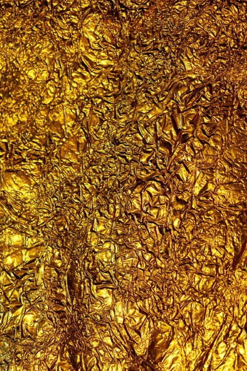 geknitterte Goldfolie 